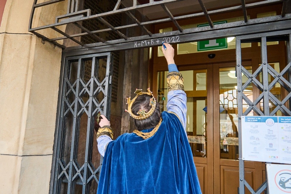 Tři králové dorazili i na radnici