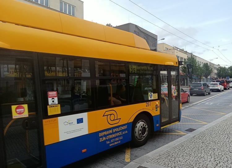 Festivalový půlmaraton změní na chvíli trasy MHD.