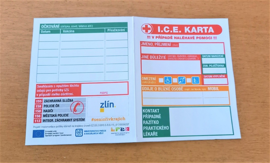 Seniorská obálka má mini verzi