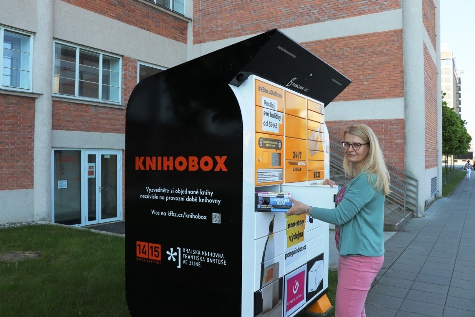 Čtenářský komfort zvýší výpůjční knihobox