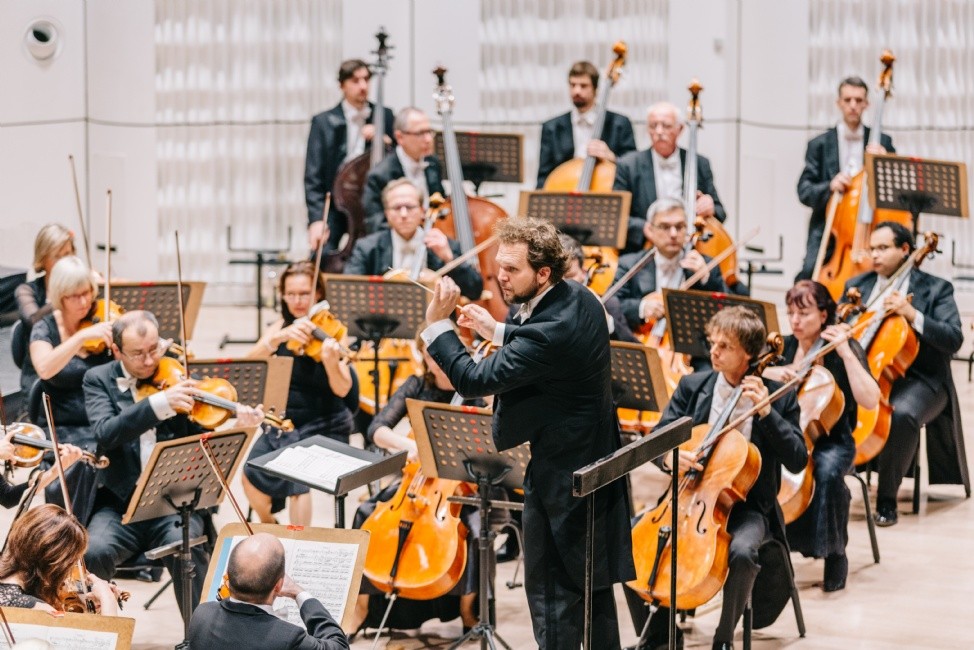 Filharmonie Bohuslava Martinů s šéfdirigentem