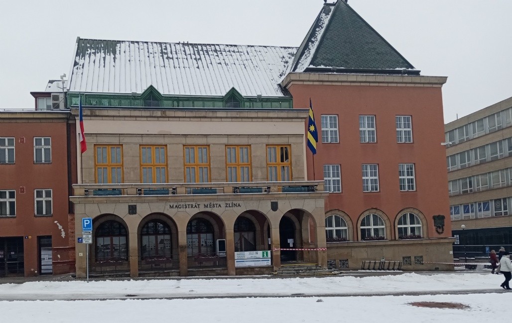 Radnice přechází na běžnou otevírací dobu