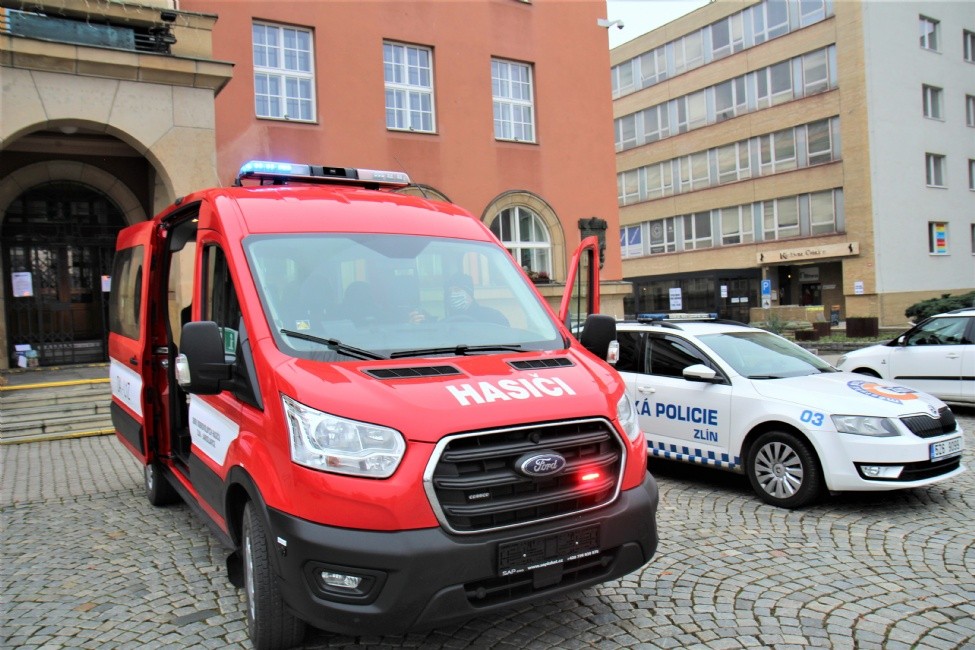 Nový Ford tranzit poslouží hasičům