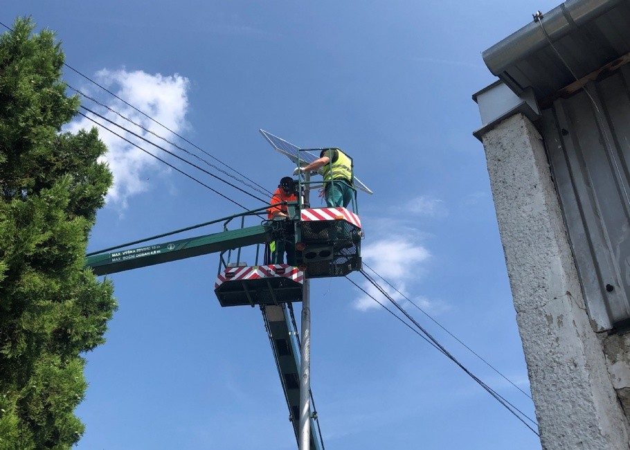 Instalace testované sestavy veřejného osvětlení