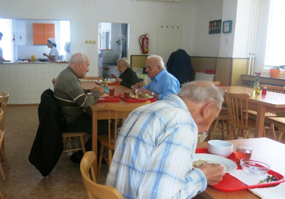 jidelna1.jpg