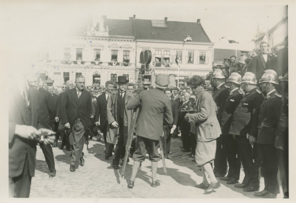T. G. Masaryk při návštěvě Zlína.jpg