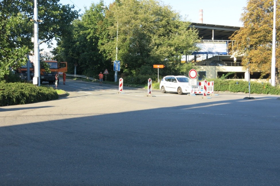vjezd-na-most-je-uzavren.jpg