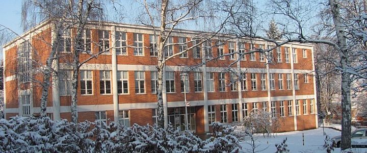 Také Zlín čelí velkému množství sněhu