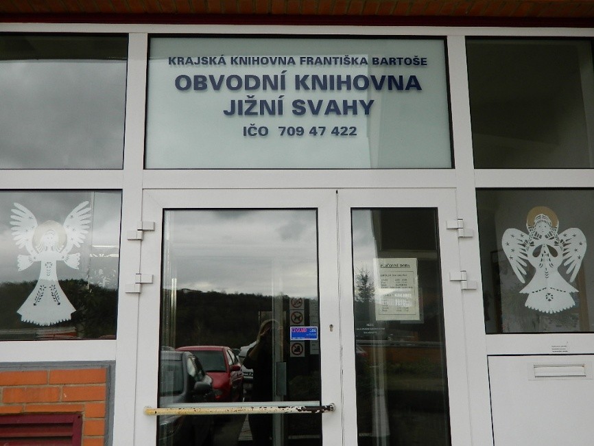 Vchod do knihovny