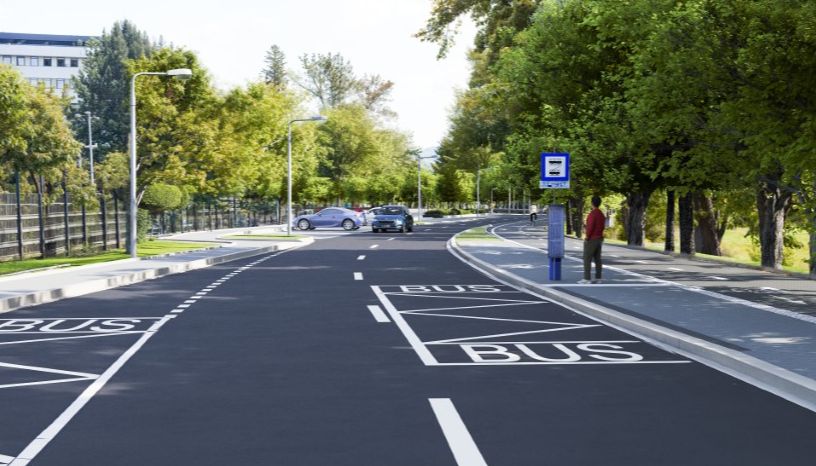 Proměna nábřeží počítá s páteřní cyklotrasou a chodníkem u nemocnice