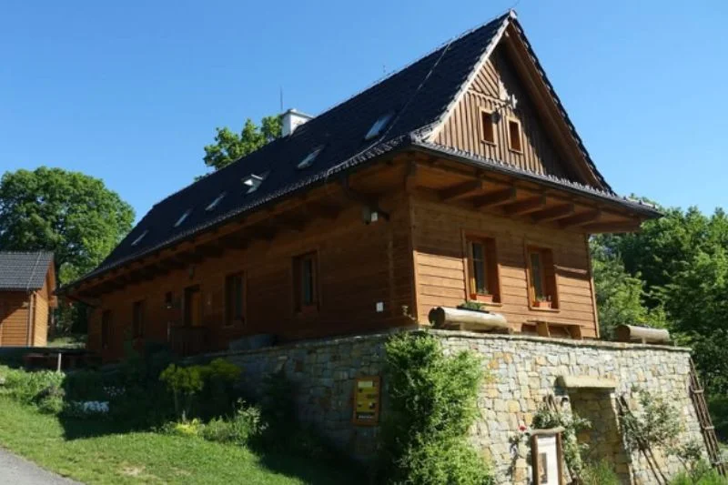 Dubnový výlet za poznáním – Vysoké Pole