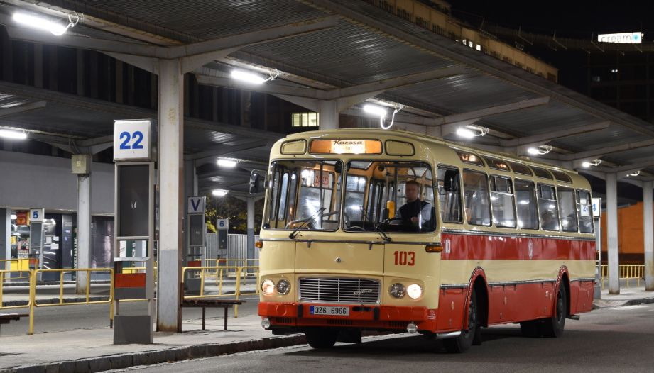 Dopravní podnik vypraví po oba sváteční dny své historické skvosty