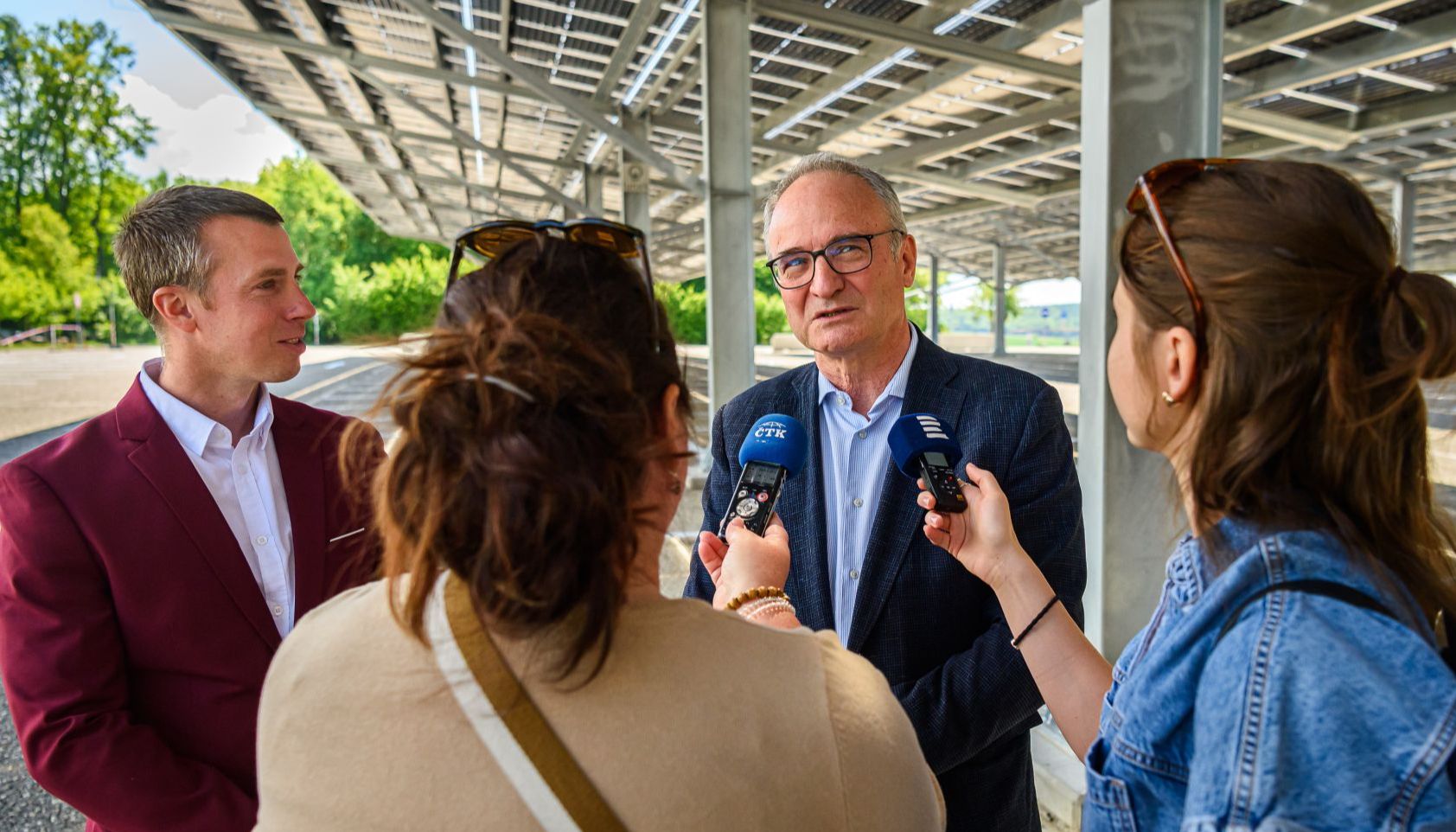 Zoo Zlín dokončila fotovoltaickou elektrárnu, v pondělí otevře parkoviště P5 u sezónního vstupu