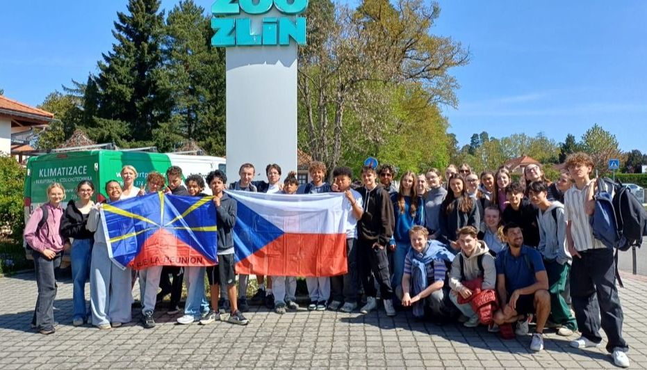 Gymnázium propojuje tropický ostrov Réunion se Zlínem