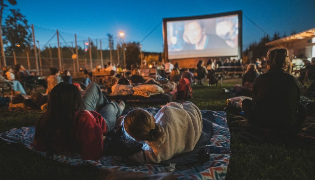 Zlínské filmové léto slaví 10 let. Filmy pod hvězdami nabídne zdarma na šesti místech