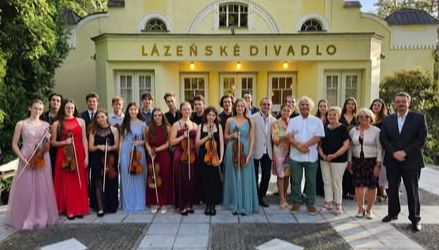 Do Luhačovic se sjedou mladí houslisté. Začíná 30. Akademie Václava Hudečka a Svátky hudby